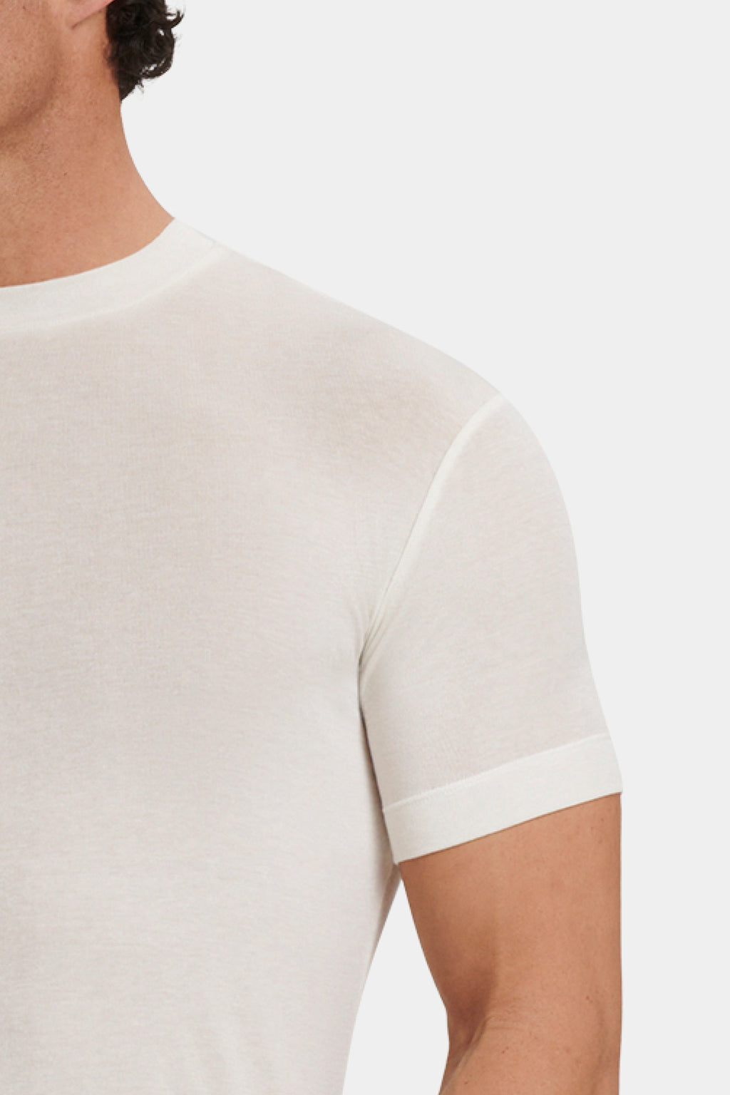 CAMISETA ENTALLADA