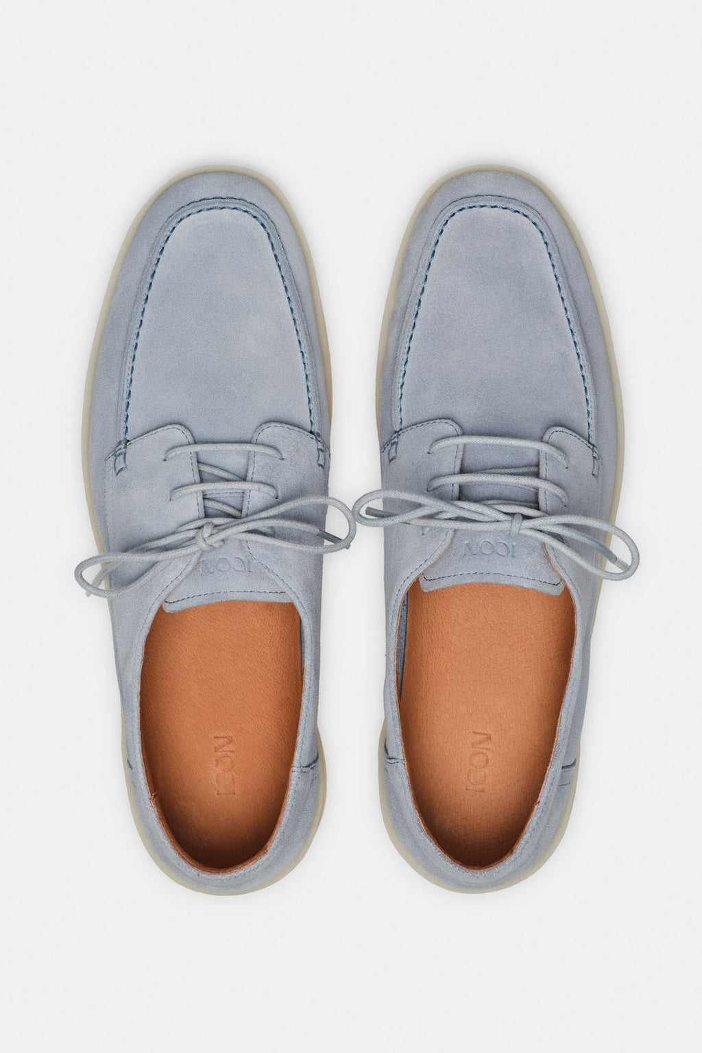 MOCASIN CON CORDONES