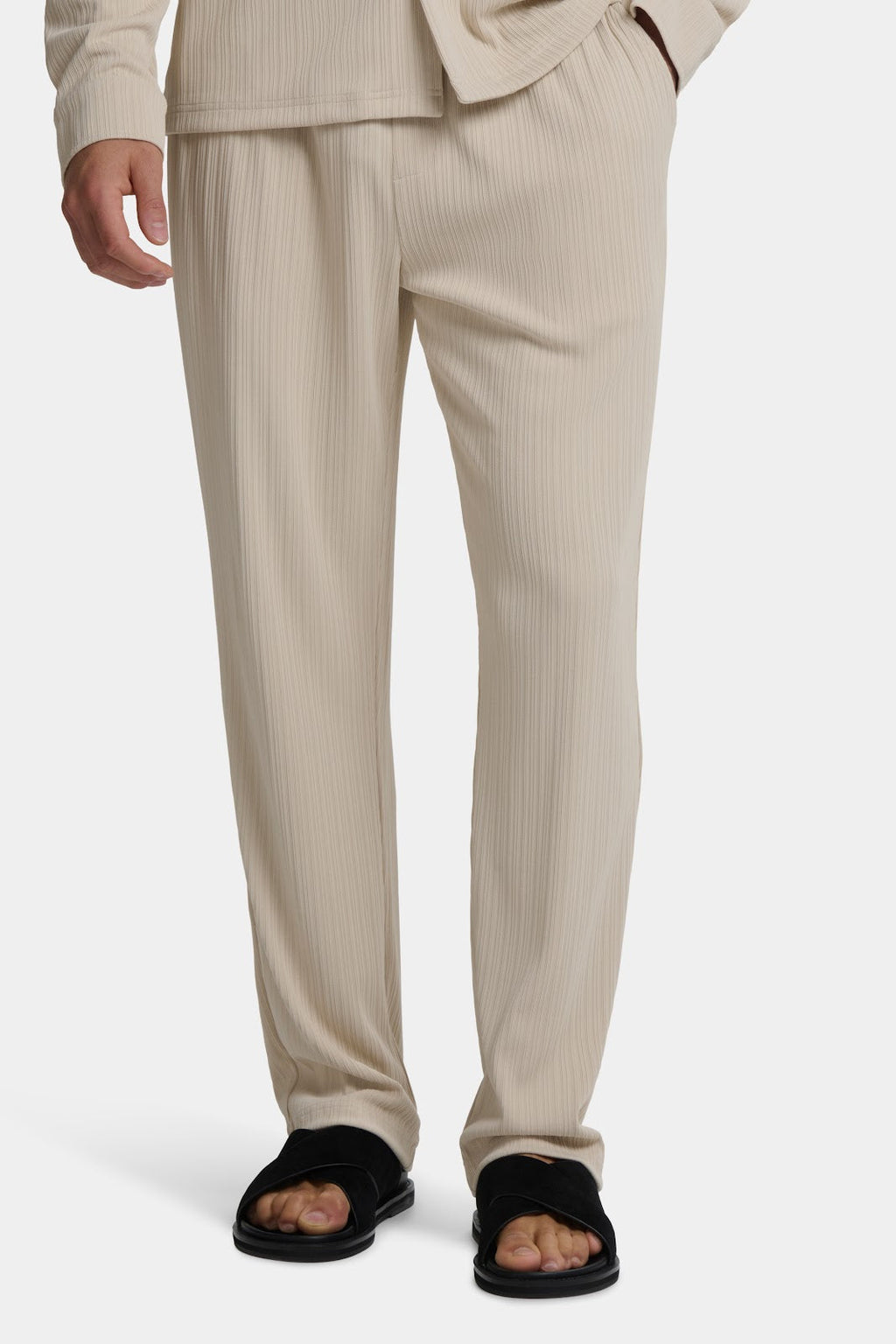 PANTALÓN LARGO