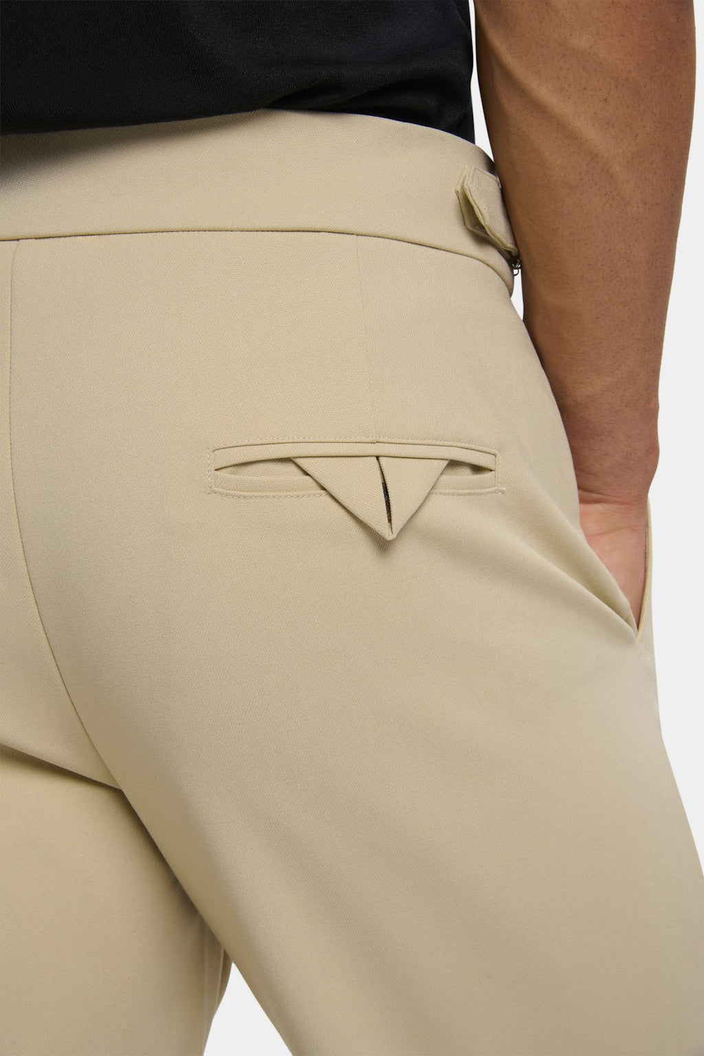 PANTALONES ESTRECHOS