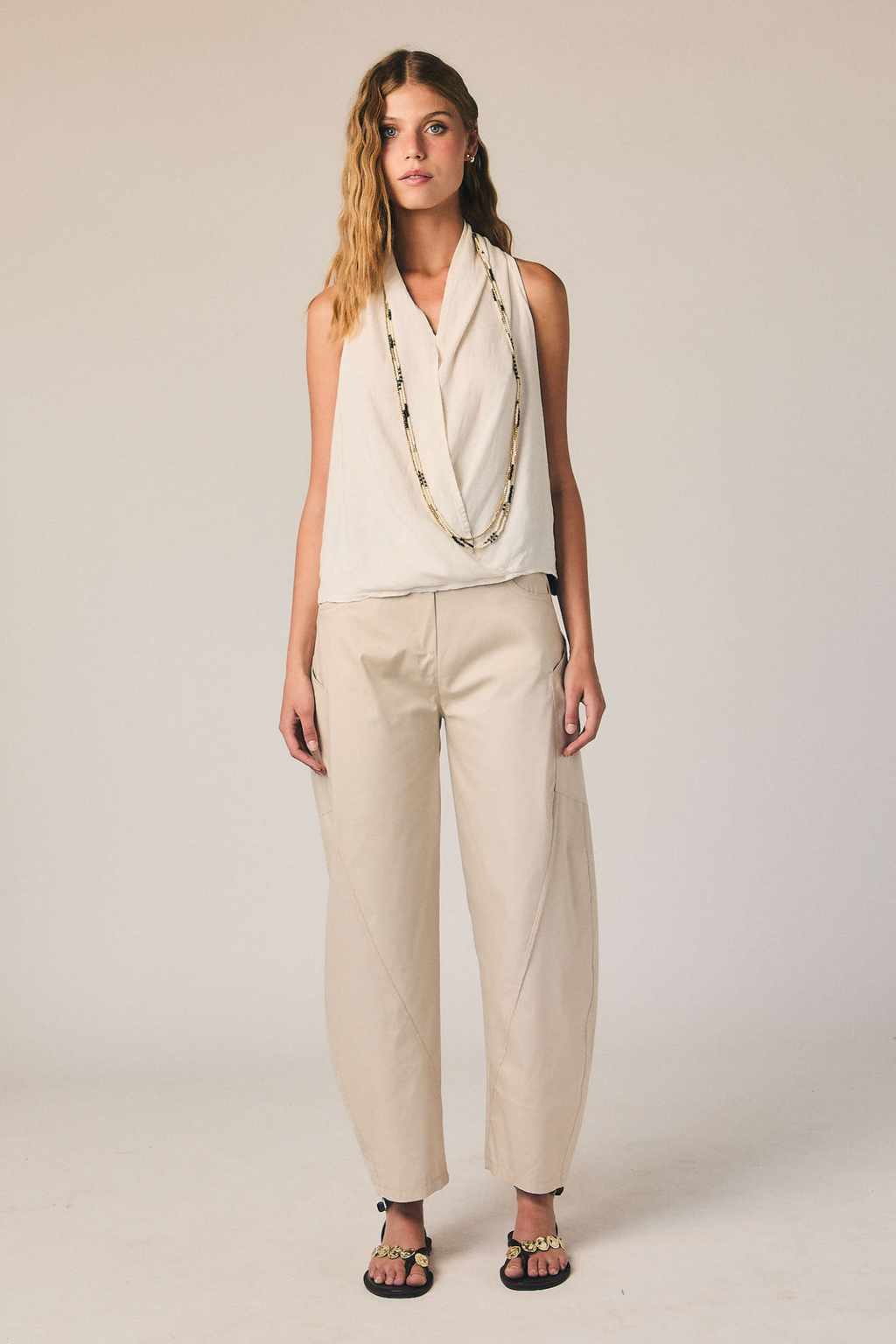 Top lino cruzado natural elegante