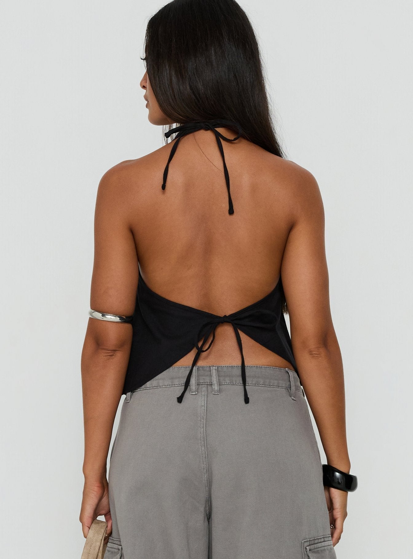 Top halter negro