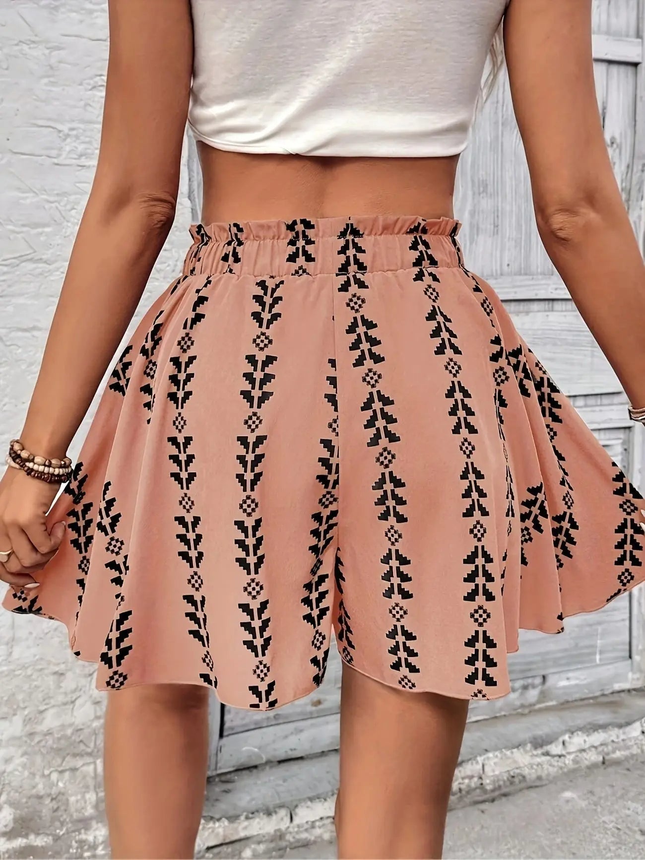 Pantalones cortos acampanados