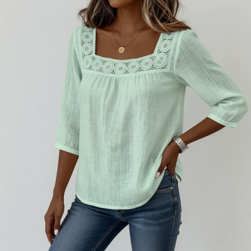 Blusa de encaje con cuello cuadrado, suavidad y feminidad