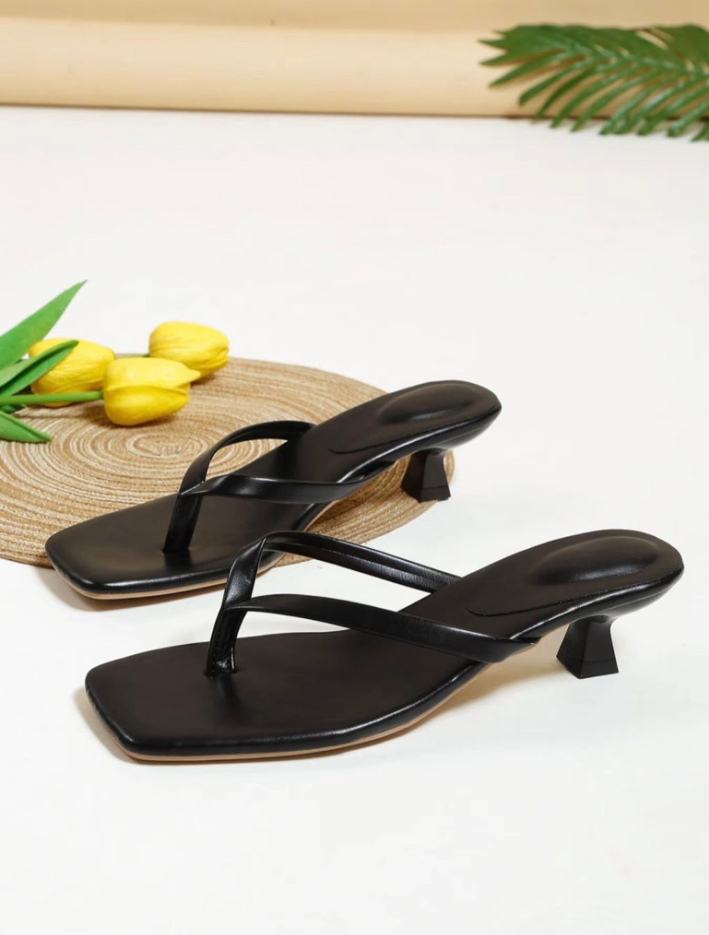 Sandalias de tacón alto para mujer en color liso, elegantes zapatos sin cierre con punta cuadrada, ideales para fiestas, uso diario y ocasiones especiales. Calzado femenino para mujeres y niñas.