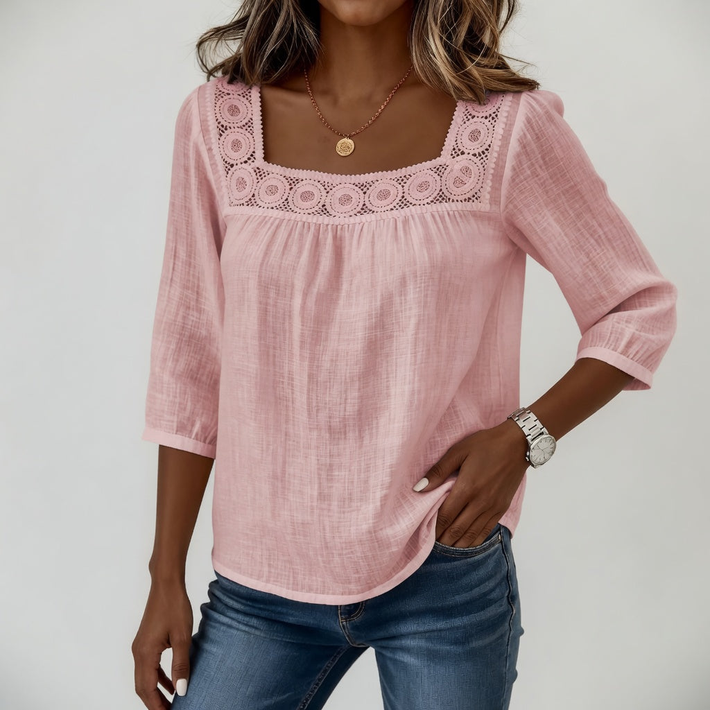 Blusa de encaje con cuello cuadrado, suavidad y feminidad