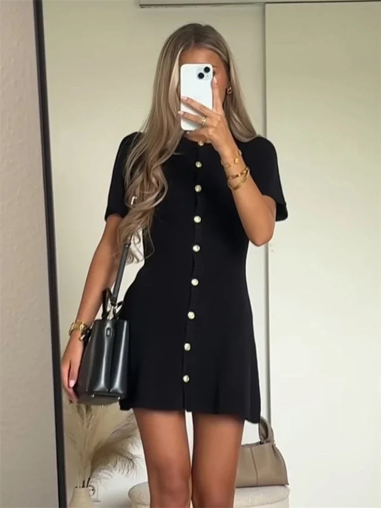 Vestido corto de punto elegante