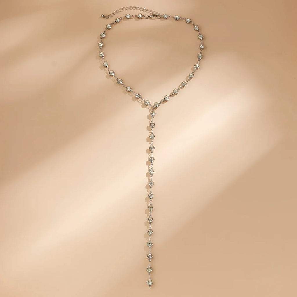 Collar gargantilla con pedrería