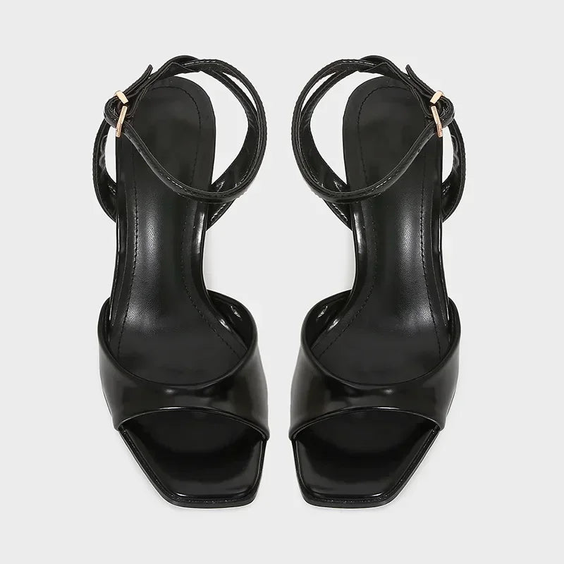 Zapatos de tacón con tira al tobillo