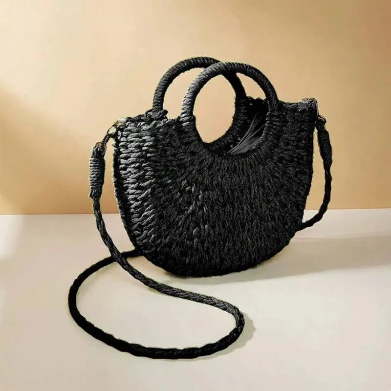 Bolso bandolera de mimbre y ratán con forma de media luna