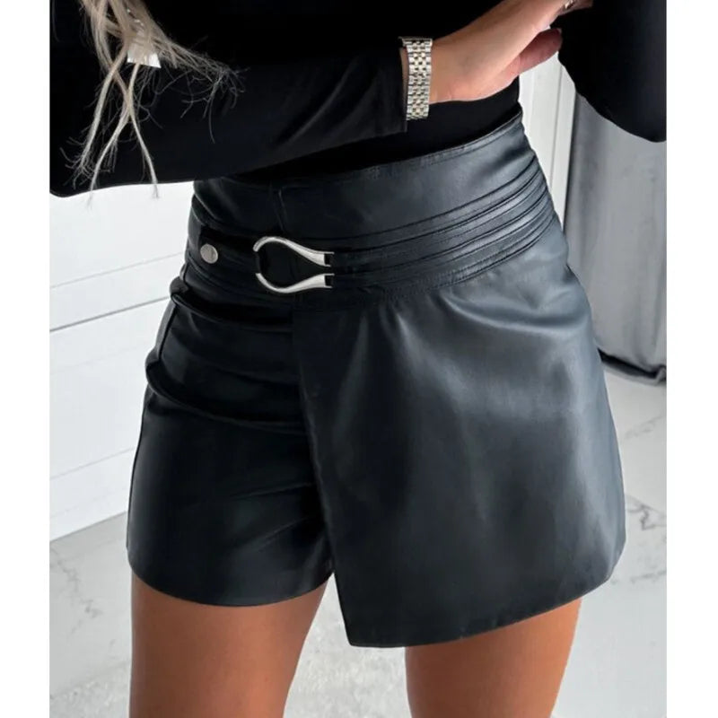 Pantalones cortos de cuero